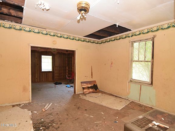 5th image of 23 Curry Street