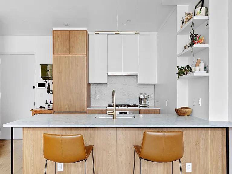 350 Bergen St #502 — Photo 4