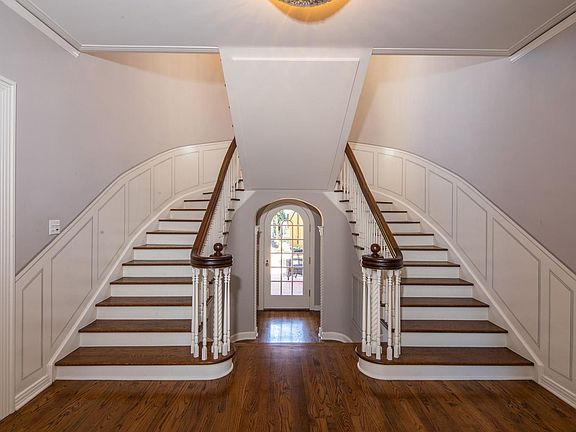 A grand entry foyer