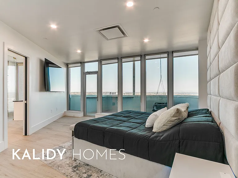 5900 Mosteller Driveunit 164founders Ter — Photo 42
