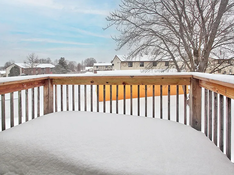 319 Oxford Ct #7 — Photo 15