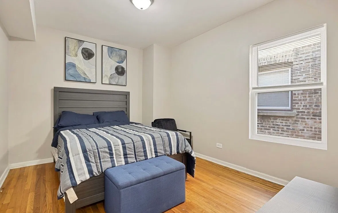 2 bed, 1200 sqft, $1,400 — Photo 3