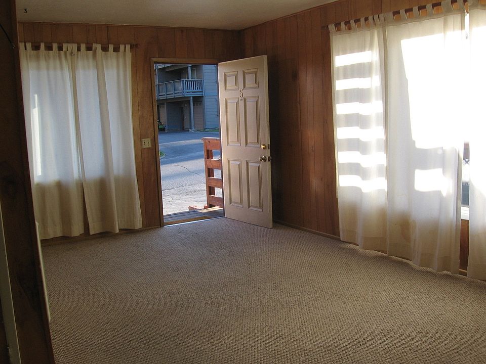 1st image of 40 Mountain Blvd #7