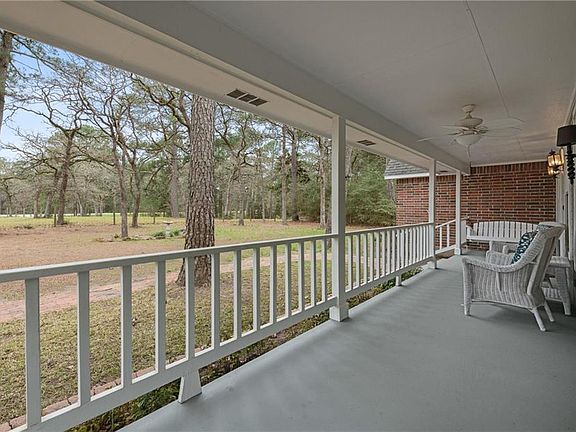 4th image of 1048 Fm 1441