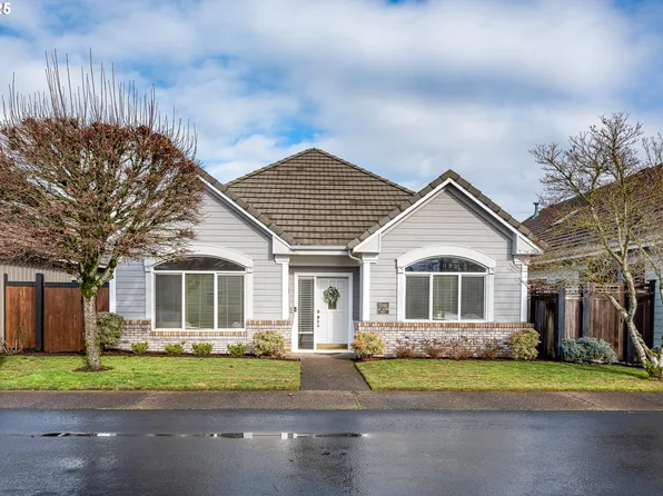 2041 Lake Harbor Dr, Eugene, OR 97408