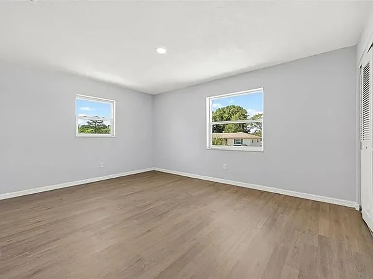 2272 Kent Rd — Photo 16
