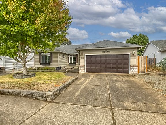 2nd image of 1057 Mount View Ln