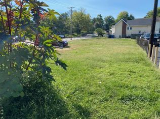 5600 Heege Rd, Saint Louis, MO 63123