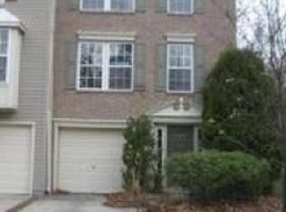 9 Golf View Ct, Pine Hill, NJ 08021