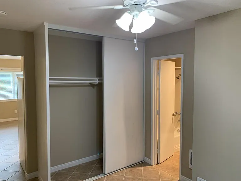 7043 Pickering Ave #6 — Photo 7