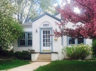 2056 Berkeley Ave, Saint Paul, MN 55105