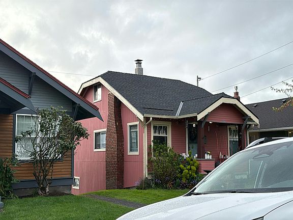 3rd image of 2306 Grand Ave