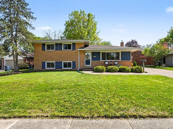 2011 Brampton Ct, Ann Arbor, MI 48103