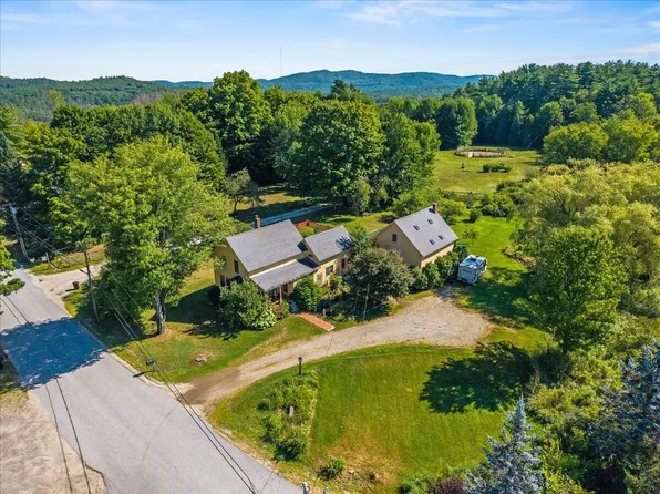 54 High Road, Cornish, ME 04020