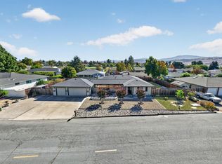 681 Ridgemark Dr, Hollister, CA 95023