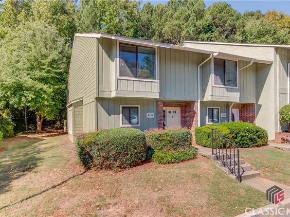 2195 Surrey Court SE, Marietta, GA 30067