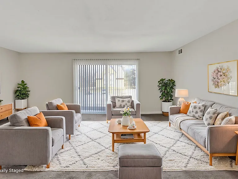 Timber Point Apartments — Photo 18