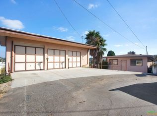 300 Peters Dr, Vista, CA 92083