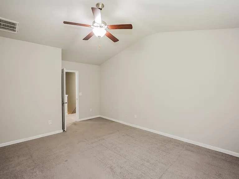 1019 Helms Rd — Photo 10