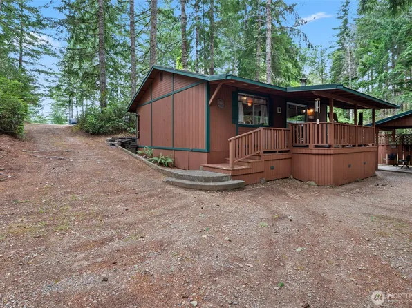 870 N Colony Surf Drive, Lilliwaup, WA 98555