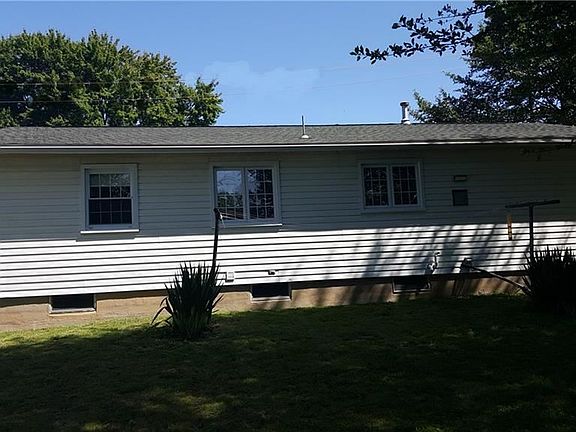 5th image of 401 Cheryl Ln