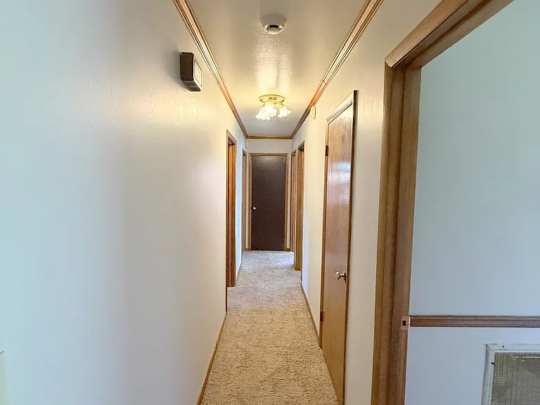 3811 Lakeview Dr NW — Photo 14