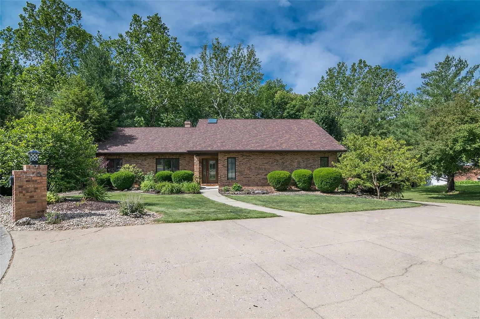 26 Waterford Ln photo 1