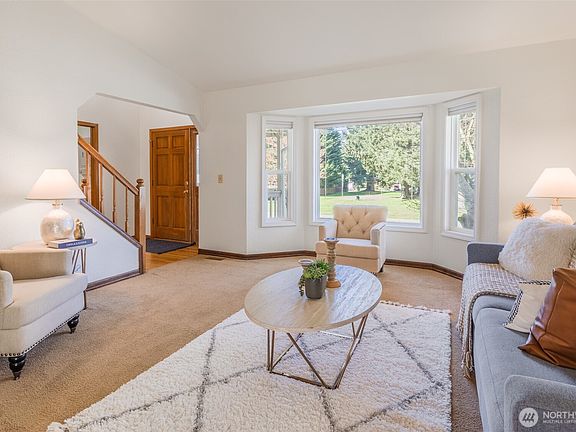 5th image of 12327 44 Drive SE