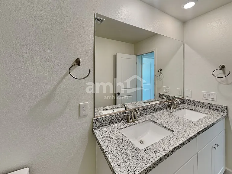 8185 Inhibition Ct — Photo 16