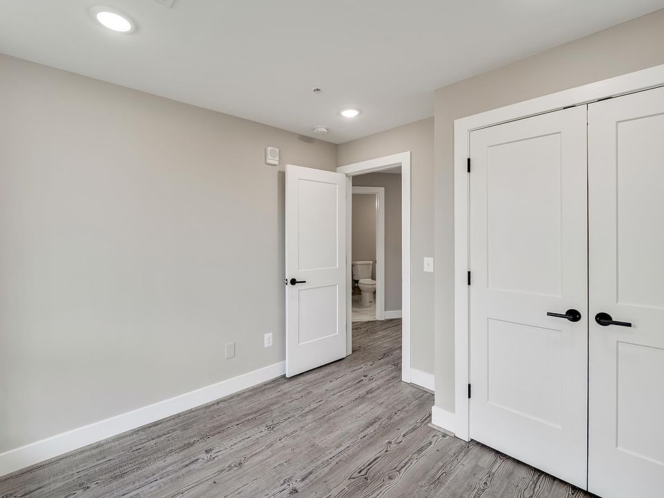 2nd Bedroom