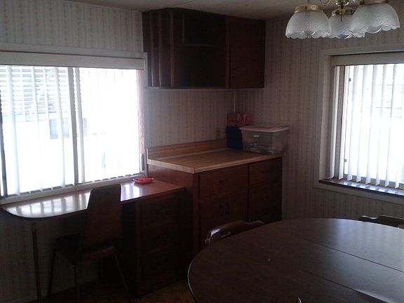 2nd image of 1043 El Paseo Dr