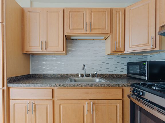 2nd image of 8501 Lotus Ave #8503-304