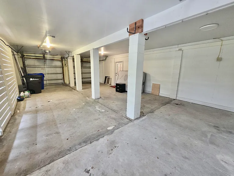 3518 Stockton Dr — Photo 43