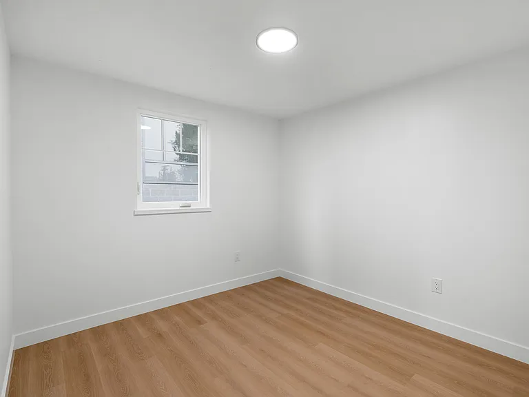 1007 Adams St SE #101 — Photo 7