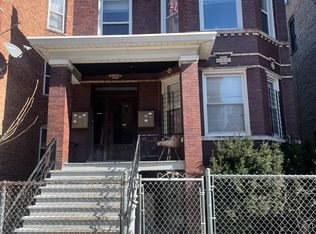 2021 N Spaulding Ave #1F, Chicago, IL 60647