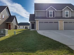 2531 Arlene Pl, Lawrence, KS 66046