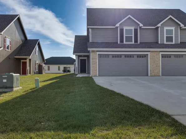 2531 Arlene Pl, Lawrence, KS 66046