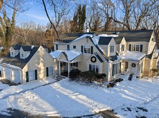 55 Titus Lane, Cold Spring Harbor, NY 11724