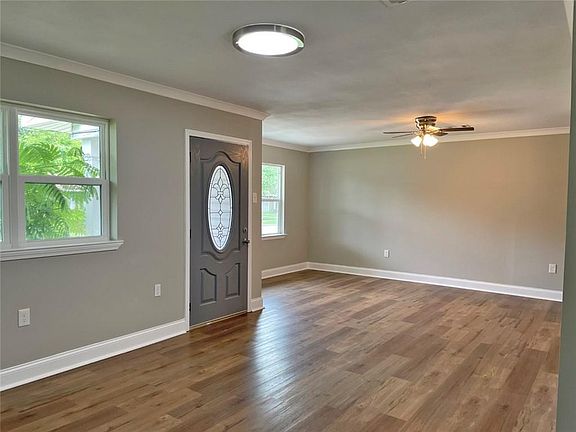 3rd image of 259 Bluebird Dr