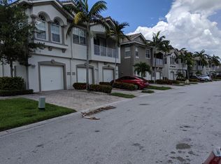 3219 Laurel Ridge Cir, Riviera Beach, FL 33404