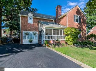 51 Landers Ln, New Castle, DE 19720