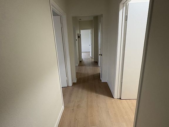 5th image of 629 W Vernon Ave #2