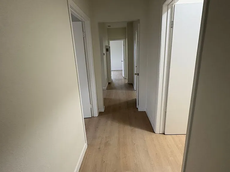 629 W Vernon Ave — Photo 5