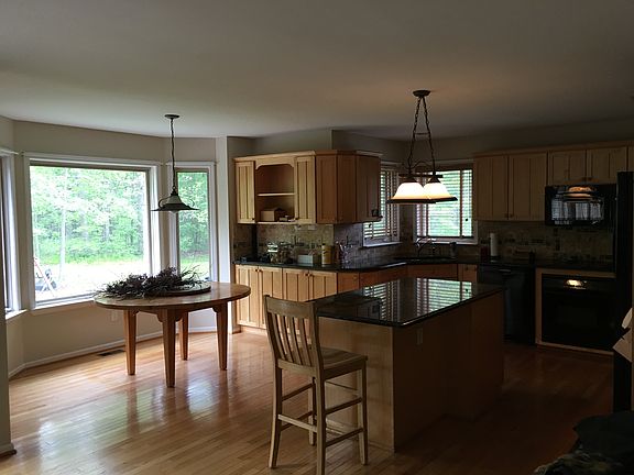 5th image of 2385 River Woods Dr N