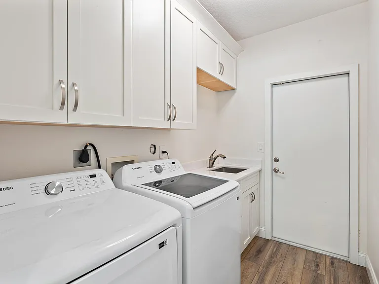 13928 82nd Ln N — Photo 23