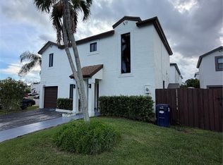 Panache Sec 3, Miami, FL 33196