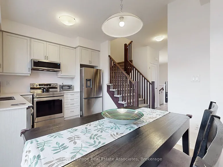 461 Blackburn Dr #40 — Photo 15