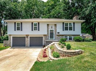 7102 Cody St, Shawnee, KS 66203