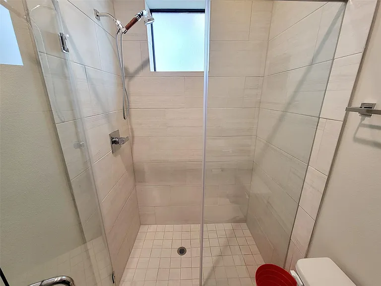 5709 Larkin St #A — Photo 12