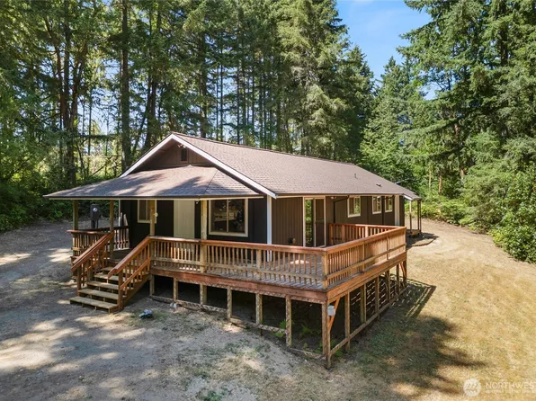 3007 Creviston Road SW, Lakebay, WA 98349